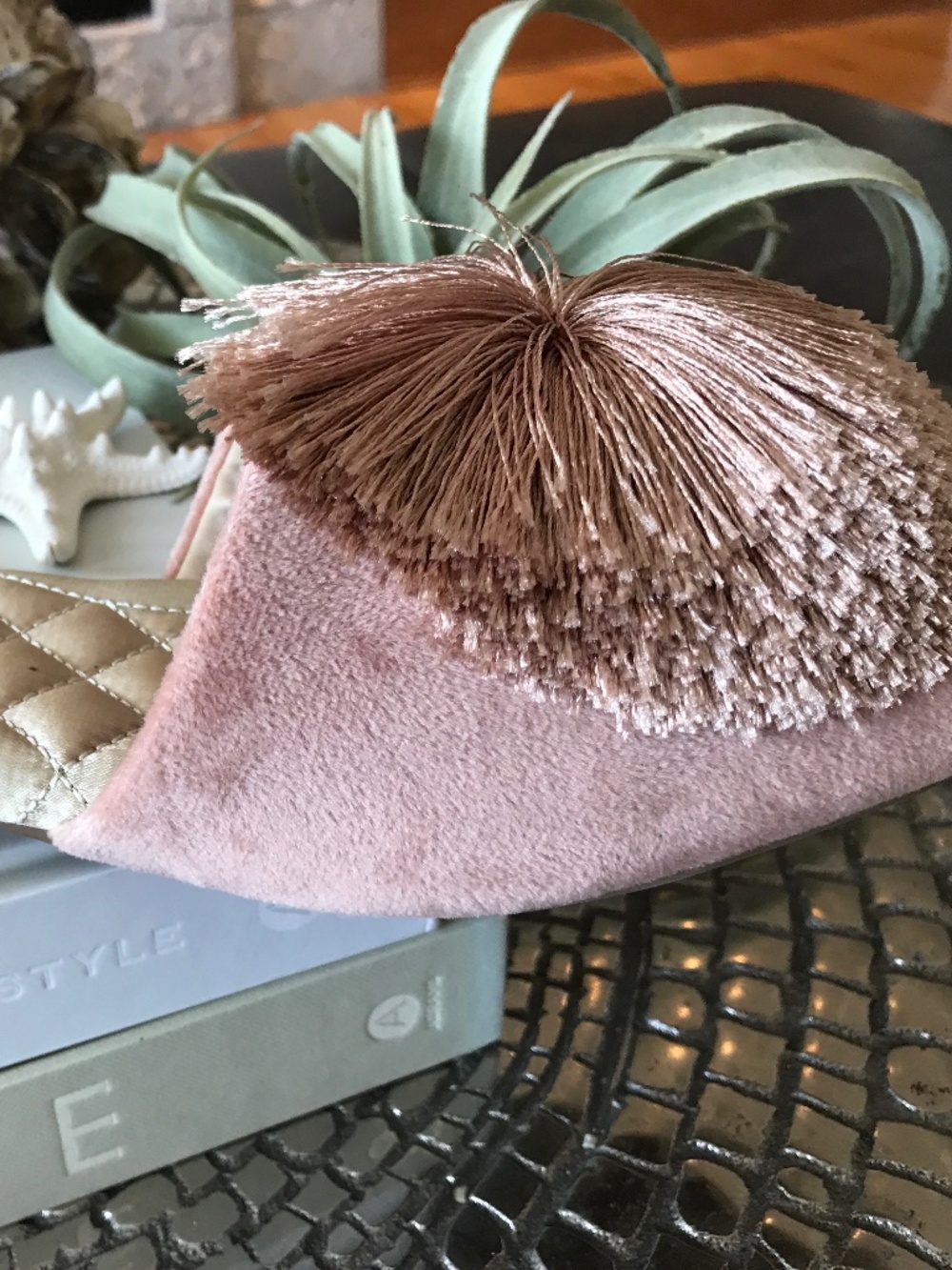 COQUETTE 🔥 BALLETCORE ROMANTIC VINTAGE INSPIRED PINK POM VELVET SLIDE - Picture 15 of 15